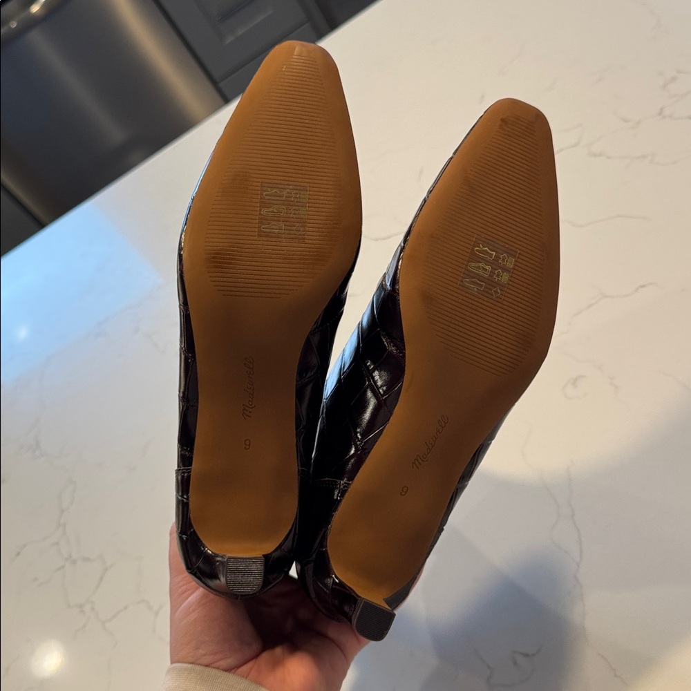 Madewell The Dimes Chelsea Boot in Coffee Bean - Picture 10 of 11